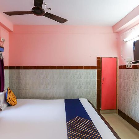Готель Spot On 75685 Shri Giriraj Dham Вріндаван Екстер'єр фото